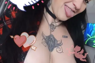 💋Kittie's on her KNEES🫦 ready to🤤WORSHIP your COCK🍆 til you shout🥴HALLELUJAH 🙏💦 . . . 🎉🎁Very Special QV Specials ALL DAY🍑💦🎉 - Image 10