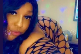 BBW POLE DRAINER VISITING - Image 6